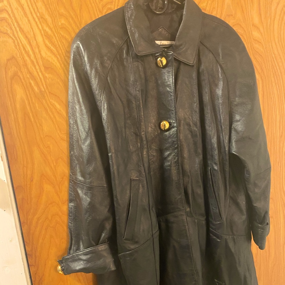 Preswick &Moore  leather coat